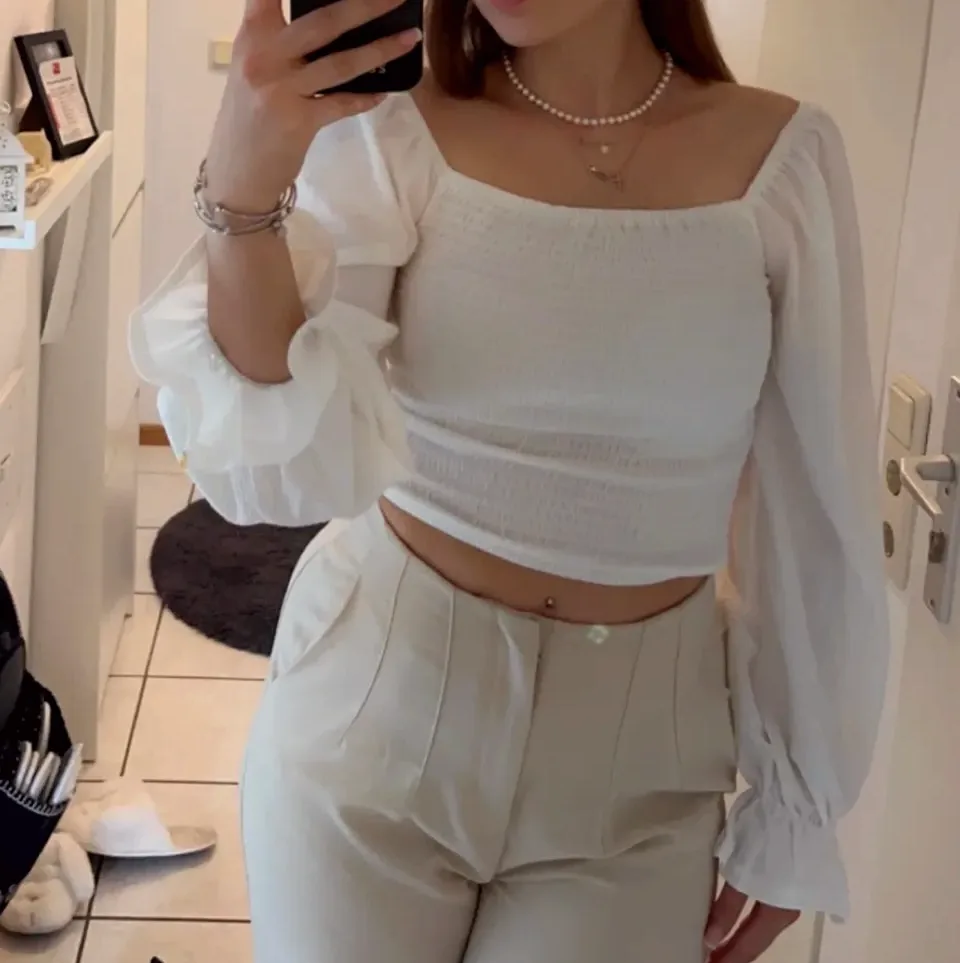 Aroa, 25 años
